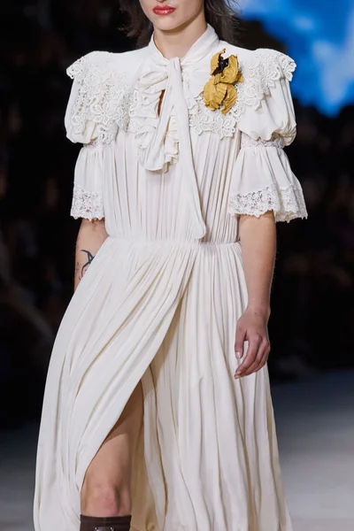 Look 146